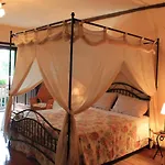 Bed & Breakfast La Collina Dei Passeri 4*