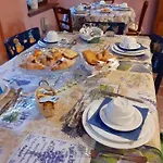 La Collina Dei Passeri Bed & Breakfast 4*