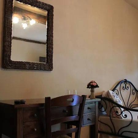 La Collina Dei Passeri Bed & Breakfast 4*