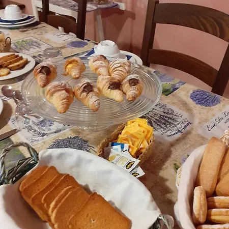 La Collina Dei Passeri Bed & Breakfast Pocapaglia