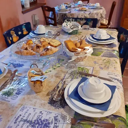 La Collina Dei Passeri Bed & Breakfast 4*