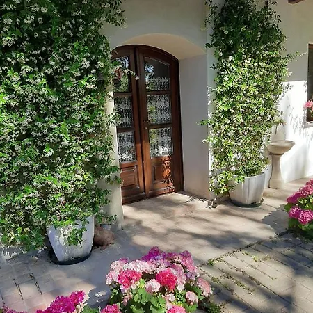 La Collina Dei Passeri Bed & Breakfast Pocapaglia