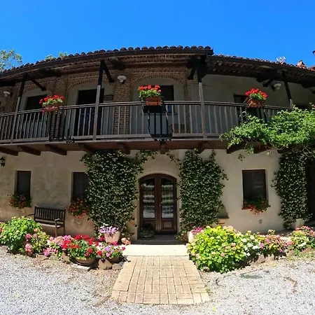 Bed & Breakfast La Collina Dei Passeri 4*