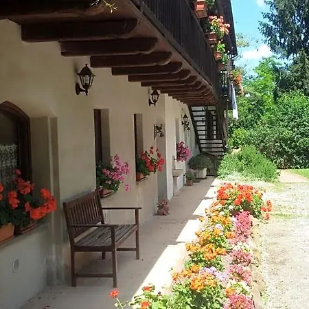 Bed & Breakfast La Collina Dei Passeri Pocapaglia