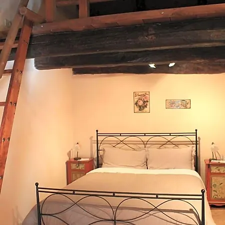 La Collina Dei Passeri Bed and Breakfast