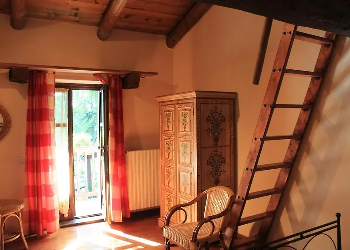 La Collina Dei Passeri 4* Pocapaglia