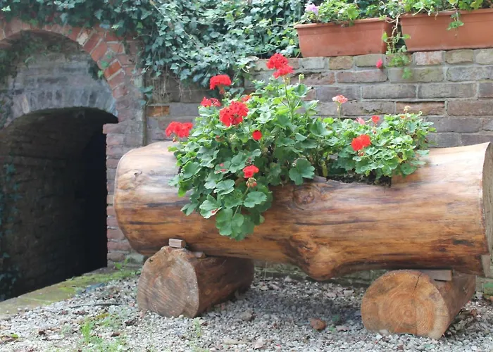 ベッド・アンド・ブレックファスト La Collina Dei Passeri Pocapaglia
