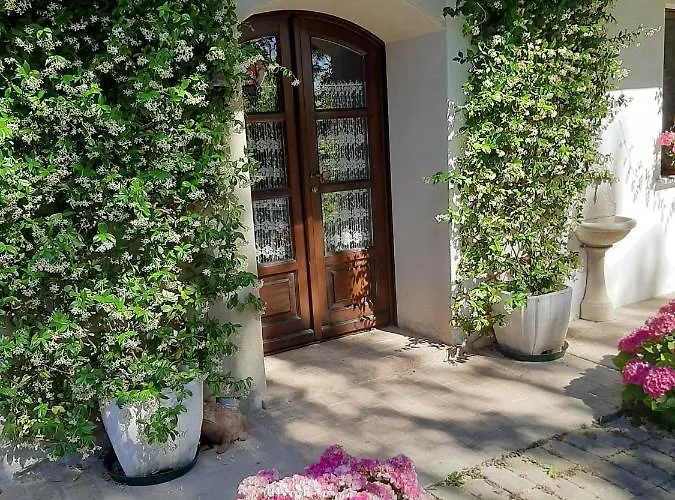 La Collina Dei Passeri ベッド・アンド・ブレックファスト Pocapaglia